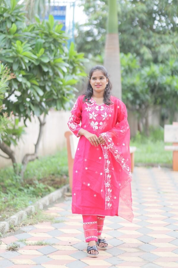 Pink Kurta Set - Image 2
