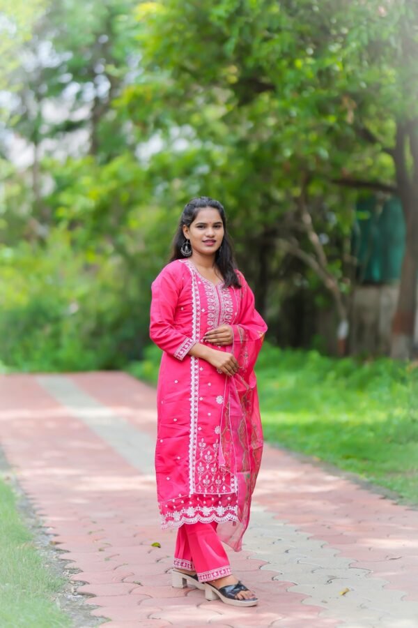 Pink Pakistani Suit - Image 4