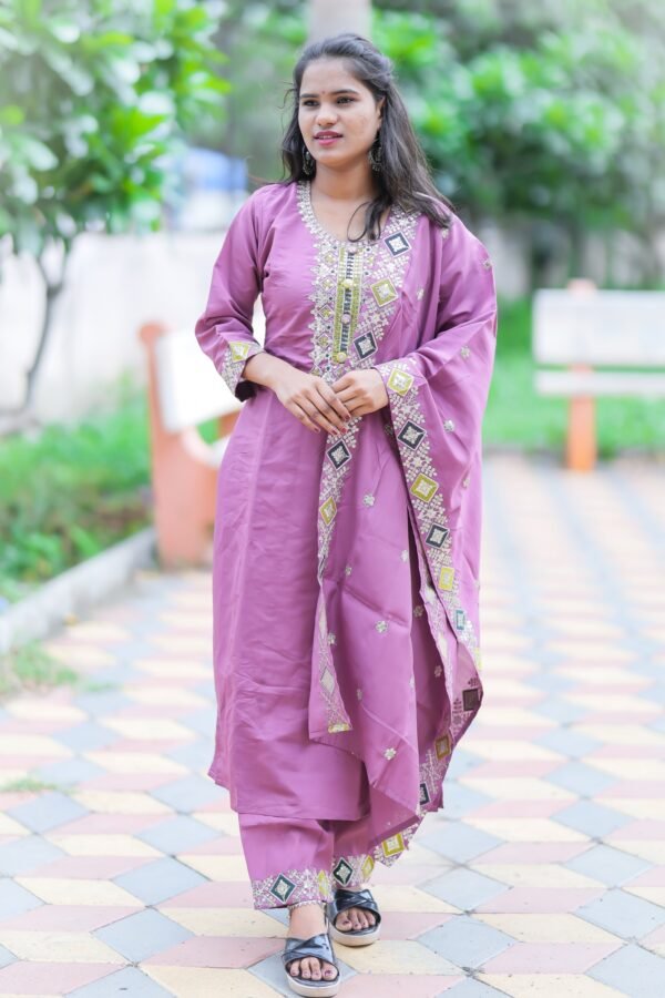 Purple Kurta Set - Image 3