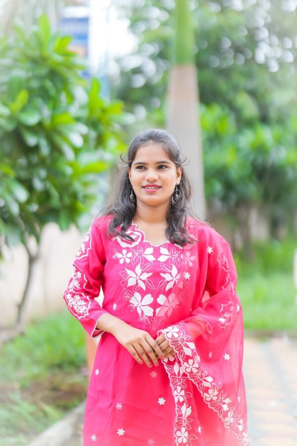 Pink Kurta Set - Image 3